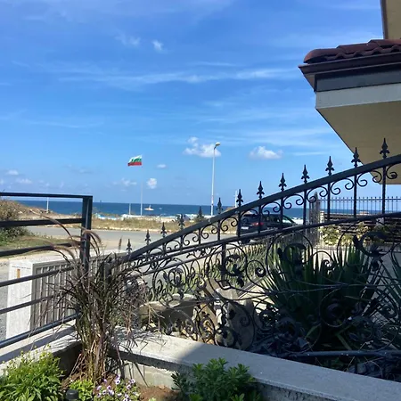Порт Лозенец Морска Гледка - Port Lozenets Sea View דירה